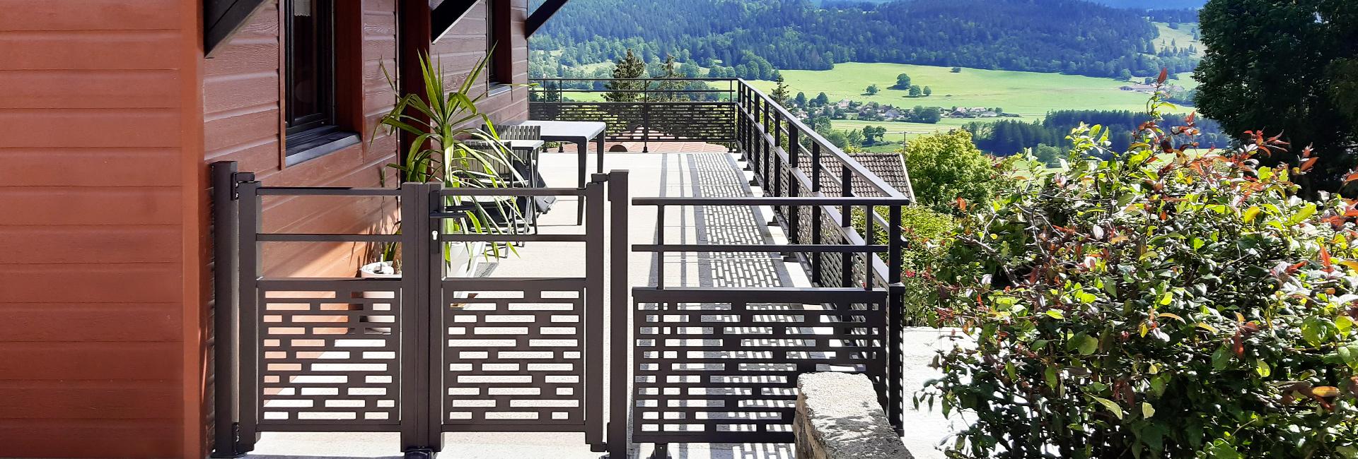 poteau en aluminium de conception de garde-corps en verre de clôture de  balcon terrasse conception piscine clôture